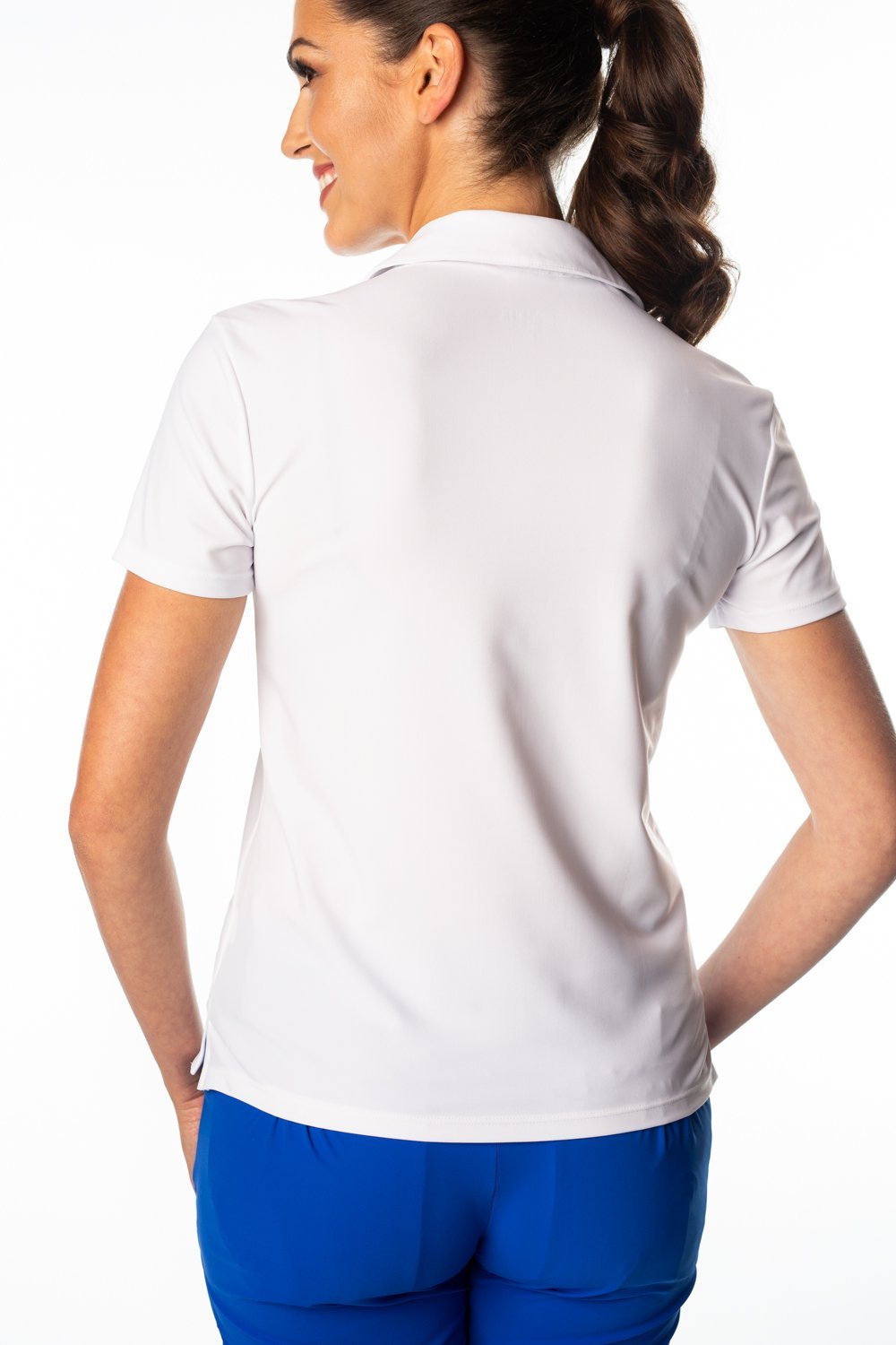 Woman Wearing SwingDish Harper Product View 3